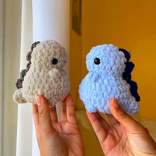 Dos Colores Bebé Dinosaurio Amigurumi Patron Gratis​ PDF