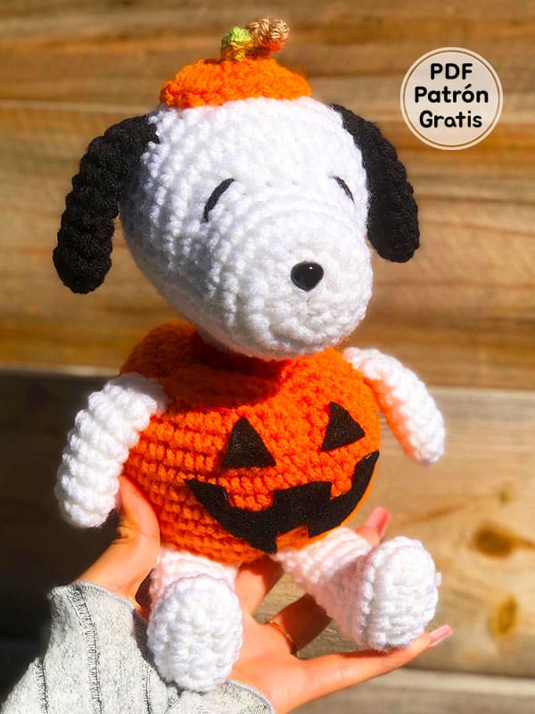 Calabaza Snoopy Amigurumi De Perros​ PDF Patrón Gratis 