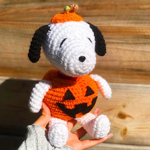 Calabaza Snoopy Amigurumi De Perros​ PDF Patrón Gratis