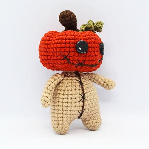 Pequeña Calabaza Muñeca Amigurumi Halloween Patrones Gratis PDF