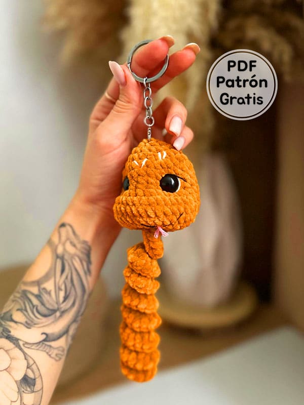 Serpiente Amigurumi Llavero Patron PDF Gratis