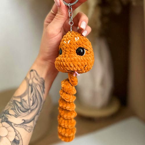 Serpiente Amigurumi Llavero Patron PDF Gratis